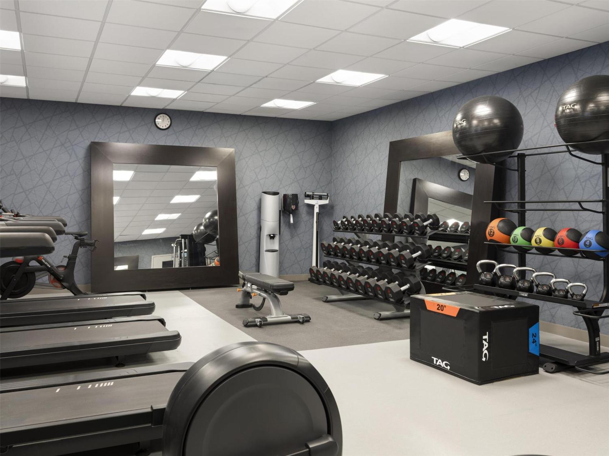 Homewood Suites By Hilton Akron/Fairlawn Ngoại thất bức ảnh